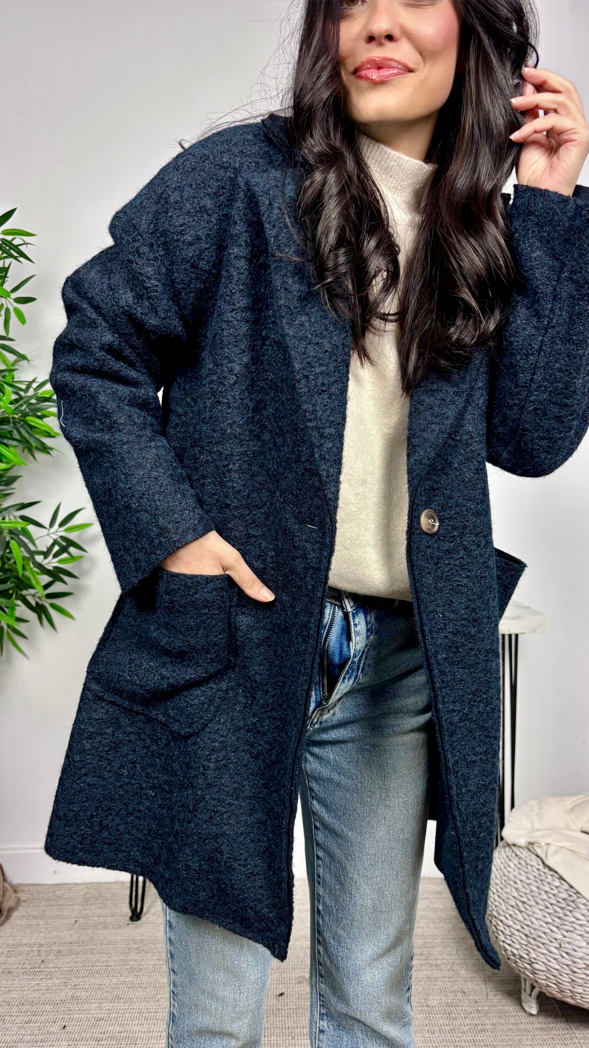 Abrigo Básico Corto Marino