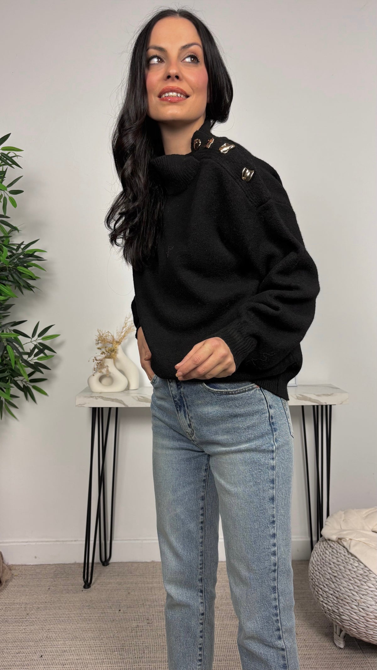 Jersey Botones Dorados Negro