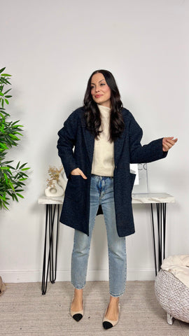 Abrigo Básico Corto Marino